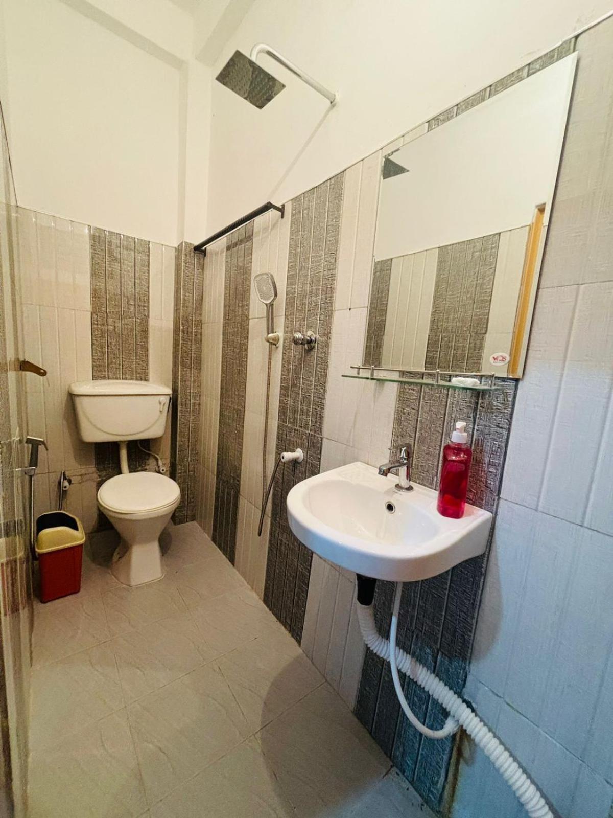 Jaya Villa - Near Airport نيجومبو المظهر الخارجي الصورة