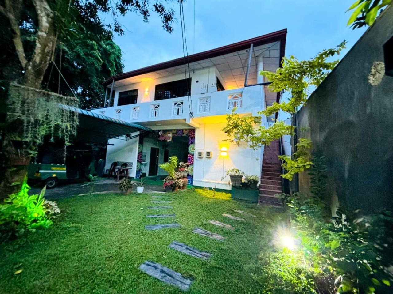 Jaya Villa - Near Airport نيجومبو المظهر الخارجي الصورة